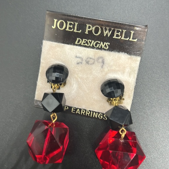 Vintage Joel Powell Black/RedTone Clip Earrings - Picture 2 of 5
